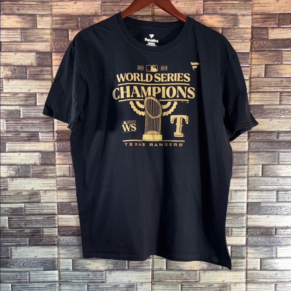 EUC Men’s XL Fanatics Black and Gold Texas Rangers Champions Tee